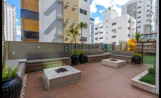 APARTAMENTO À VENDA NO CENTRO DE BALNEÁRIO CAMBORIÚ-SC
