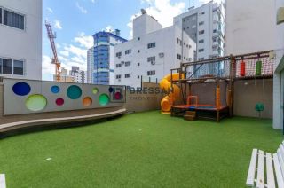 APARTAMENTO À VENDA NO CENTRO DE BALNEÁRIO CAMBORIÚ-SC