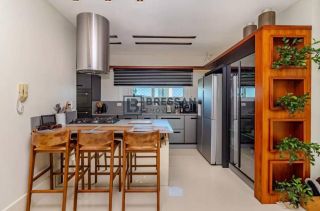 APARTAMENTO À VENDA NO CENTRO DE BALNEÁRIO CAMBORIÚ-SC