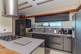 APARTAMENTO À VENDA NO CENTRO DE BALNEÁRIO CAMBORIÚ-SC