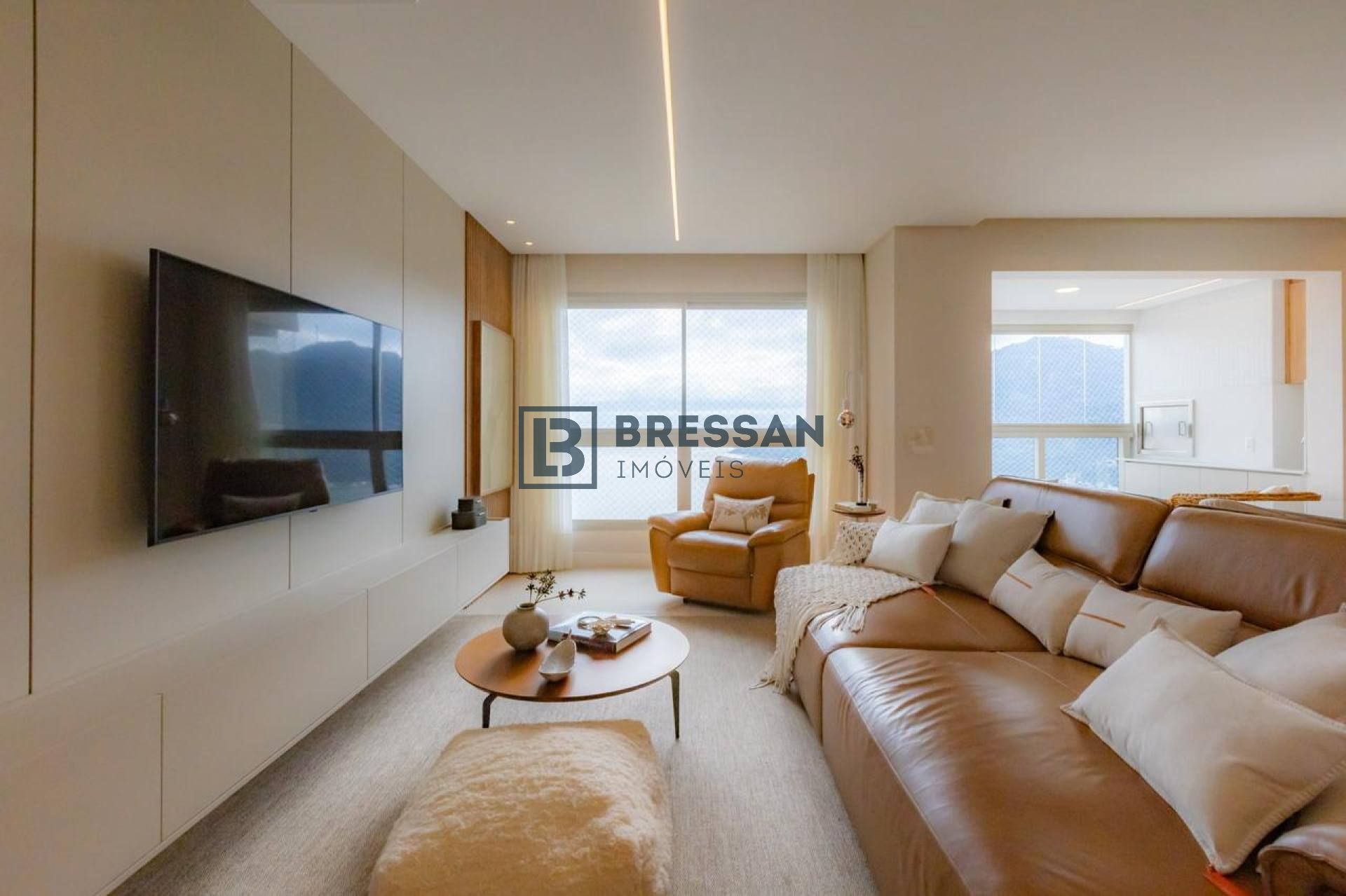 APARTAMENTO À VENDA NA BARRA SUL EM BALNEÁRIO CAMBORIÚ-SC