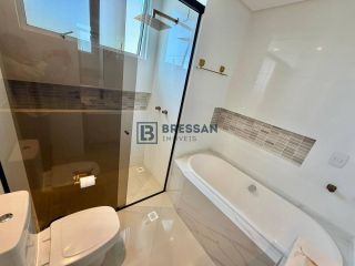 APARTAMENTO À VENDA NO CENTRO DE BALNEÁRIO CAMBORIÚ-SC