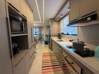 APARTAMENTO À VENDA NO CENTRO DE BALNEÁRIO CAMBORIÚ-SC