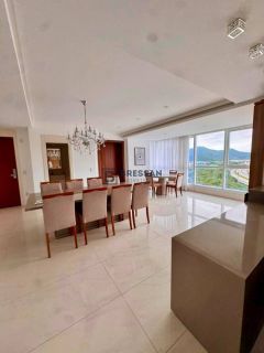 APARTAMENTO À VENDA NO CENTRO DE BALNEÁRIO CAMBORIÚ-SC