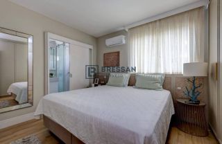APARTAMENTO À VENDA NO CENTRO DE BALNEÁRIO CAMBORIÚ-SC