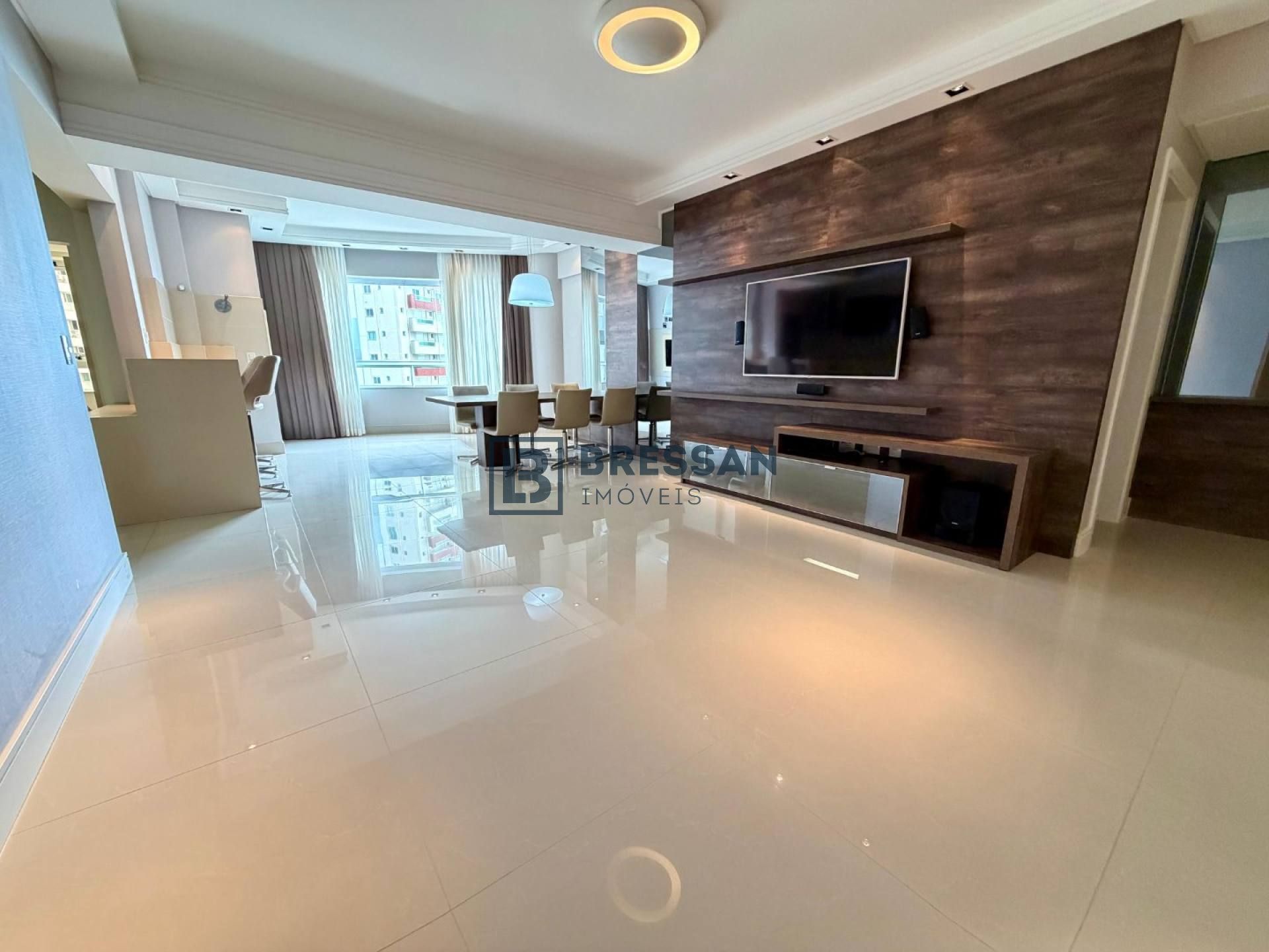APARTAMENTO À VENDA NA BARRA SUL EM BALNEÁRIO CAMBORIÚ-SC