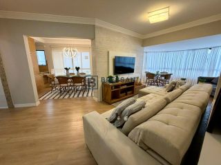 APARTAMENTO À VENDA NO CENTRO DE BALNEÁRIO CAMBORIÚ-SC