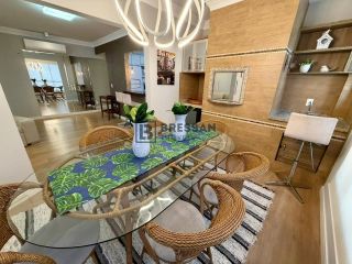 APARTAMENTO À VENDA NO CENTRO DE BALNEÁRIO CAMBORIÚ-SC