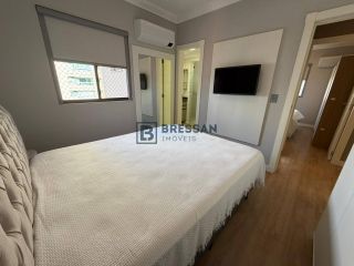APARTAMENTO À VENDA NO CENTRO DE BALNEÁRIO CAMBORIÚ-SC