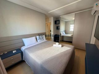 APARTAMENTO À VENDA NO CENTRO DE BALNEÁRIO CAMBORIÚ-SC