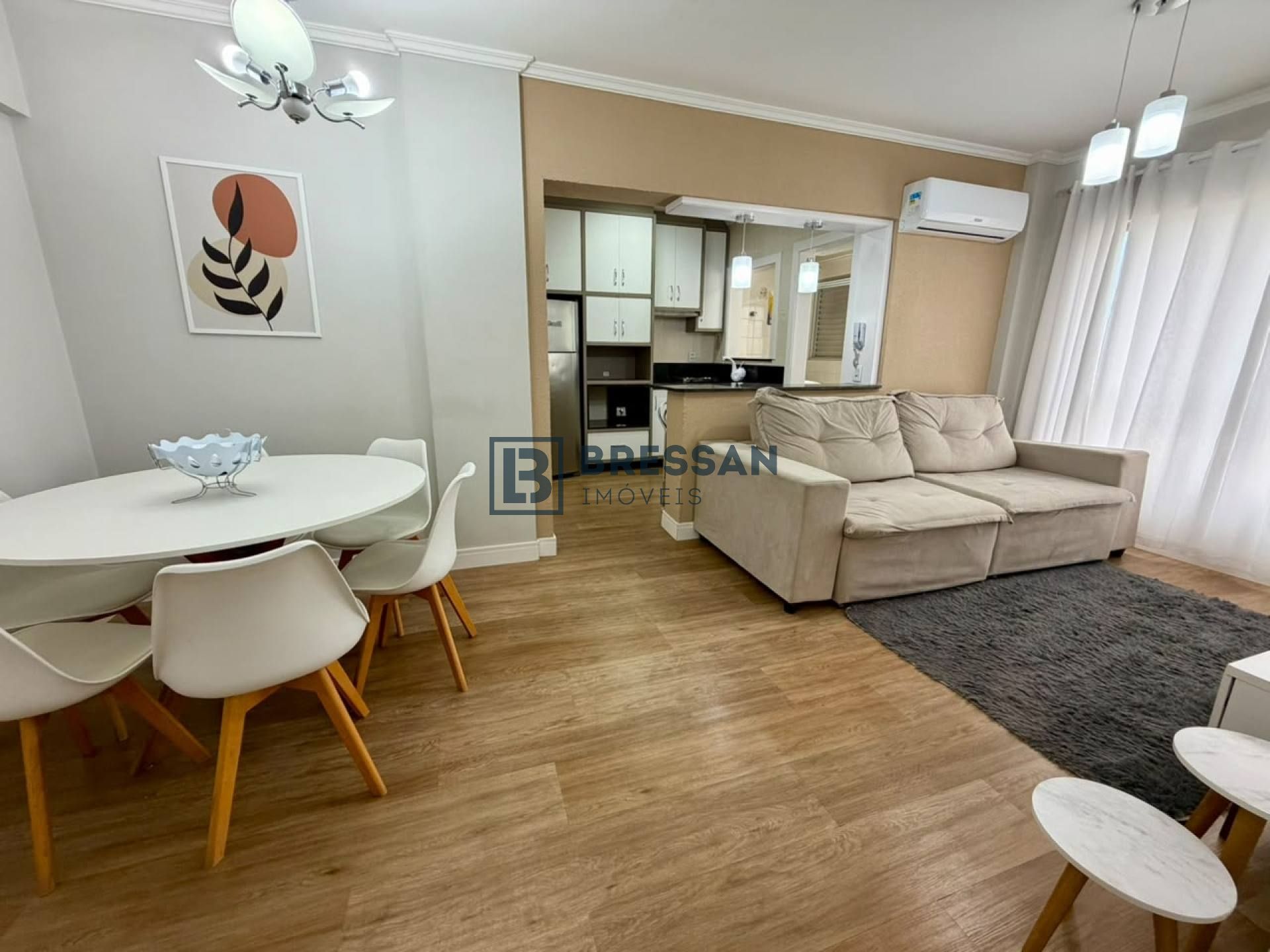 APARTAMENTO À VENDA NA BARRA SUL EM BALNEÁRIO CAMBORIÚ-SC