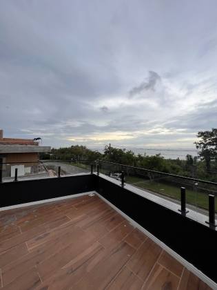 VENDA - CASA NOVA com 3 suítes no COND. DAMHA - ARAÇAGY