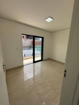 (P) VENDA - DAMHA ARAÇAGY, CASA COM 4 SUÍTES