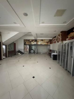 LOCAÇÃO - PONTO COMERCIAL NA  AV. DOS HOLANDESES