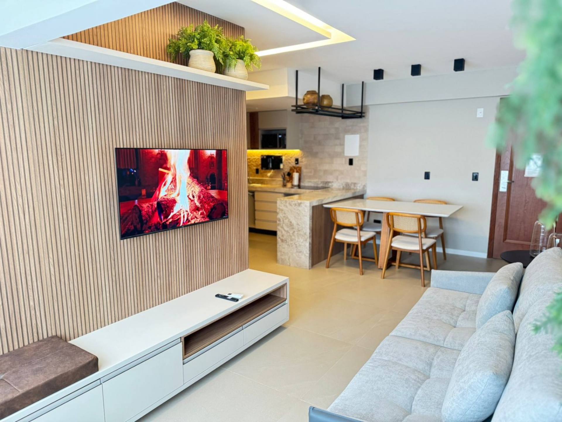 (P) VENDA - FLAT MONT BLANC, MOBILIADO - JARDIM RENASCENÇA