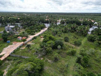 (MR) VENDA - TERRENO EM BARREIRINHAS, ÁS MARGENS DO RIO PREGUIÇA
