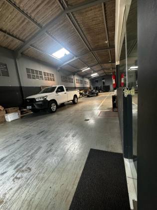 (MR) LOCAÇÃO - GALPÃO COMERCIAL 440m²