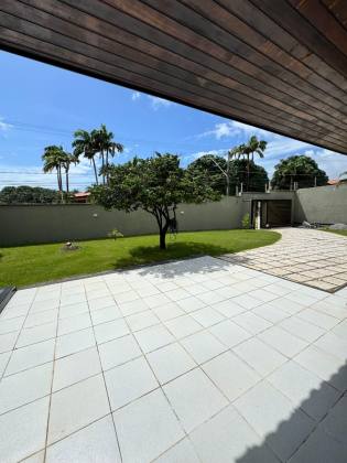 (MR) LOCAÇÃO - CASA NO CALHAU