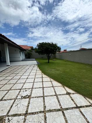 (MR) LOCAÇÃO - CASA NO CALHAU