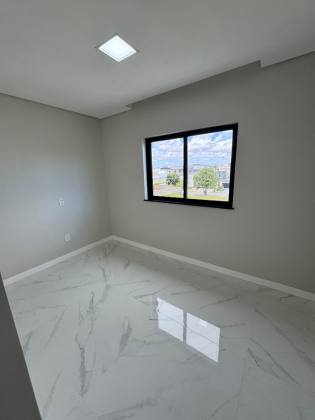 (MR) VENDA CASA DAMHA - ARAÇAGY