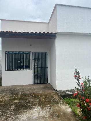 (MR) VENDA CASA SOLTA - RESIDENCIAL CANAÃ