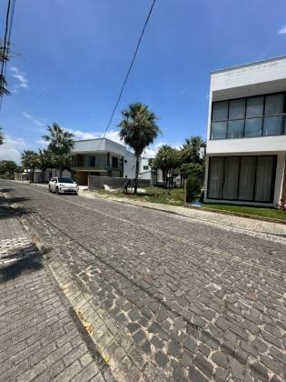 (MR) VENDA LOTE - AS MARGENS DO RIO PREGUIÇAS NO COND. LENÇÓIS PARK EM BARREIRINHAS