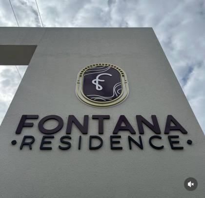 (MR) Casa Duplex no Araçgy