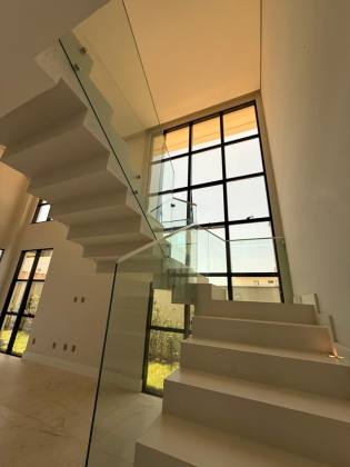 (MR) VENDA CASA - COND. DAMHA ARAÇAGY