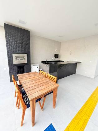 (MR) VENDA CASA - CON. IPÊ RESIDENCE