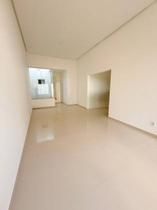 (MR) VENDA CASA SOLTA - ARAÇAGY