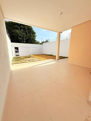 (MR) VENDA CASA SOLTA - ARAÇAGY