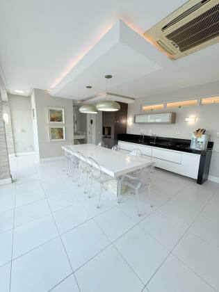 (MR) VENDA CASA - COND. LA VILLE RESIDENCE