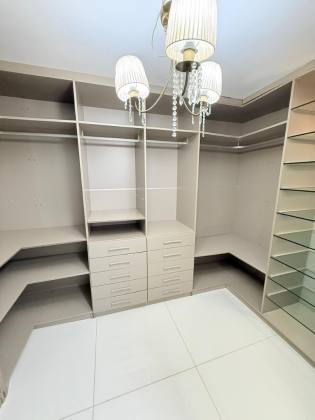 (MR) VENDA CASA - COND. LA VILLE RESIDENCE