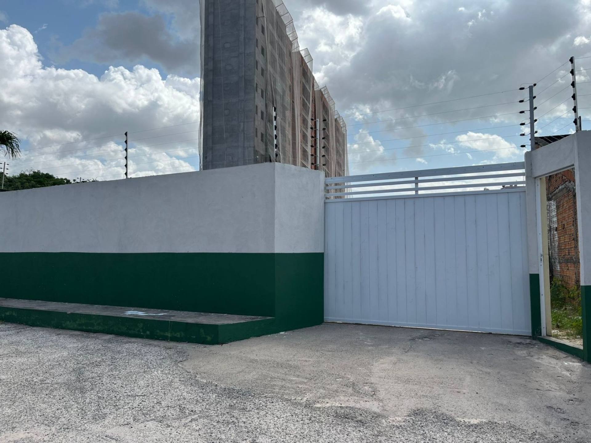 (MR) VENDA TERRENO NA COHAMA