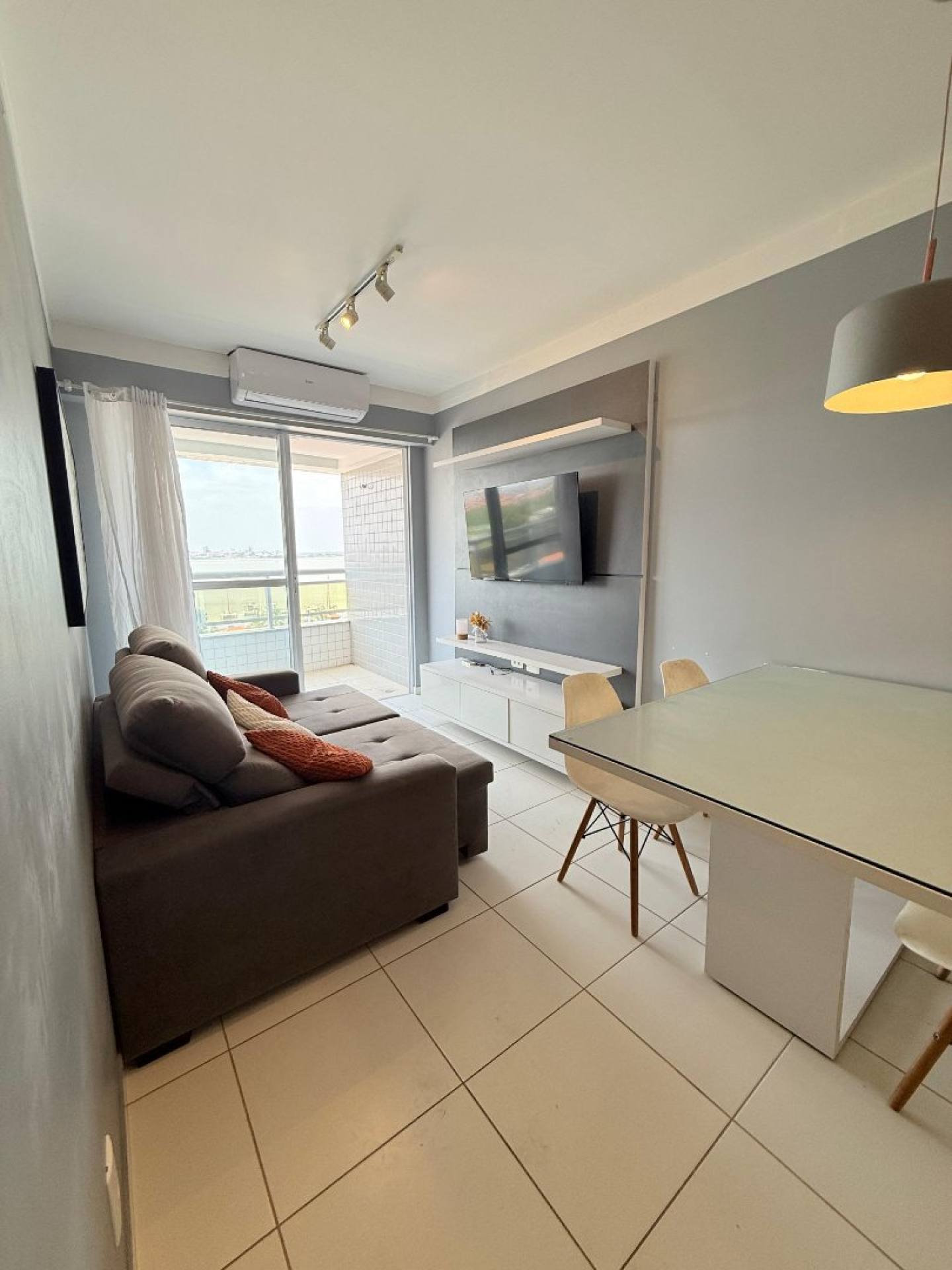 (MR) VENDA AP MOBILIADO - EDF. MARITIMUS