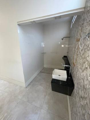 LOCAÇÃO (MR) - PONTO COMERCIAL NO RENASCENÇA 2