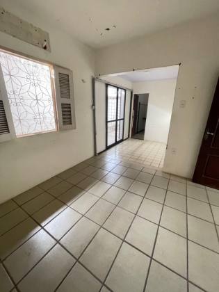 LOCAÇÃO (MR) - PONTO COMERCIAL NO RENASCENÇA 2