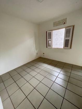 LOCAÇÃO (MR) - PONTO COMERCIAL NO RENASCENÇA 2