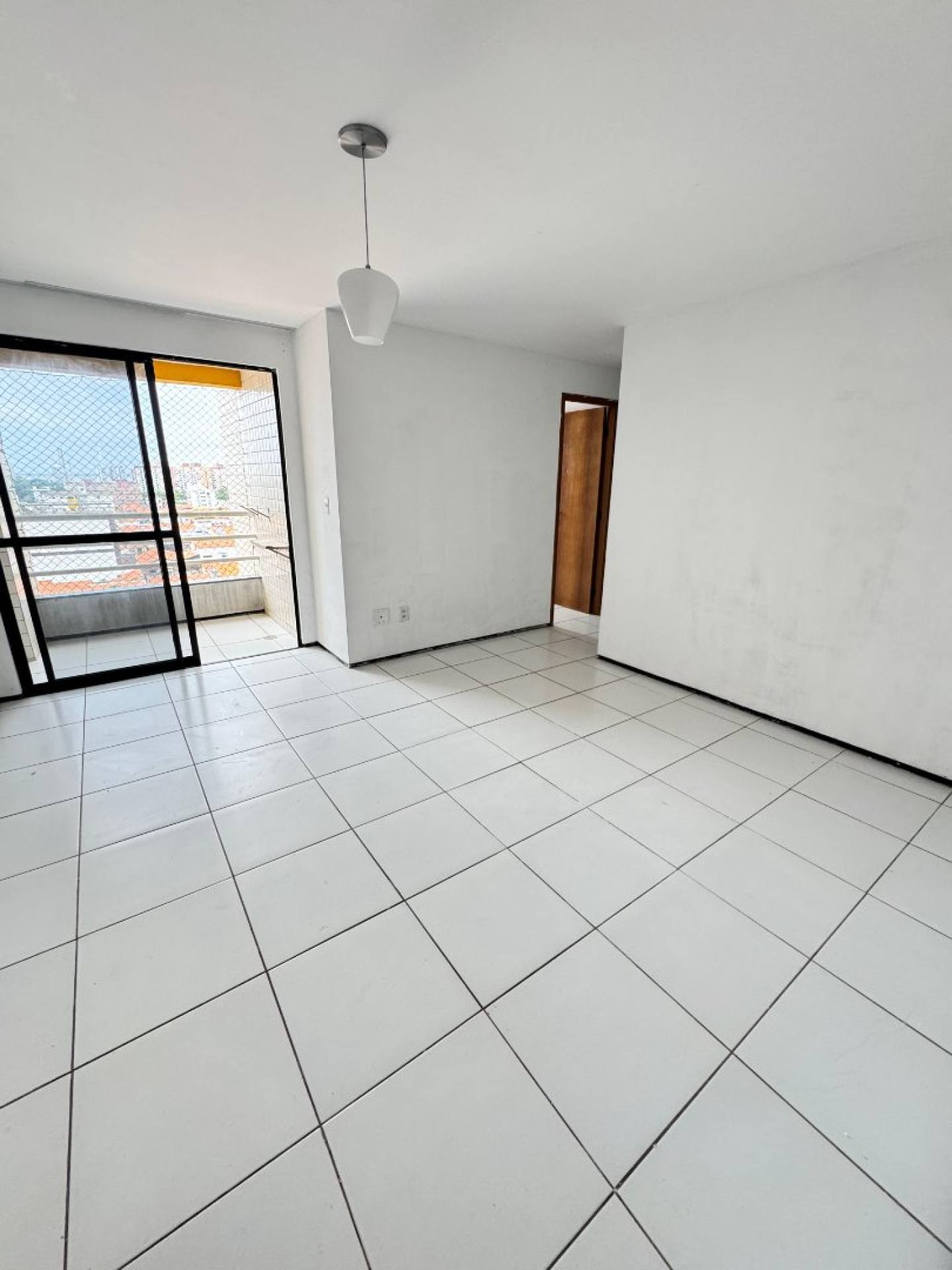 (MR) LOCAÇÃO AP - EDF. PARADISO GARDEN