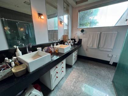 (MR) VENDA CASA - NO ARAÇAGY