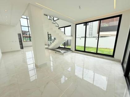 (MR) VENDA CASA DUPLEX - COND. ALPHAVILLE