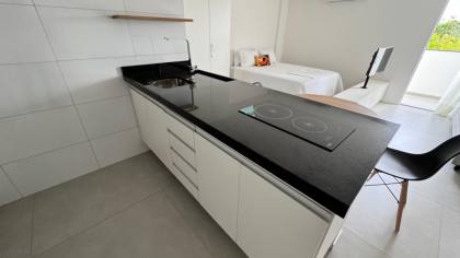 (MR) LOCAÇÃO STUDIO - NO CALHAU