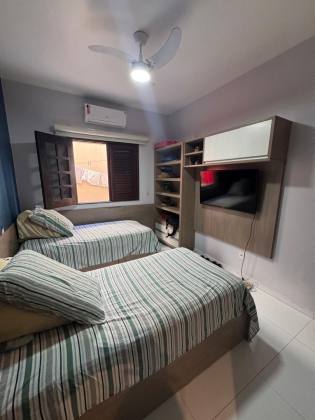 (MR) VENDA CASA - COND. AVALON