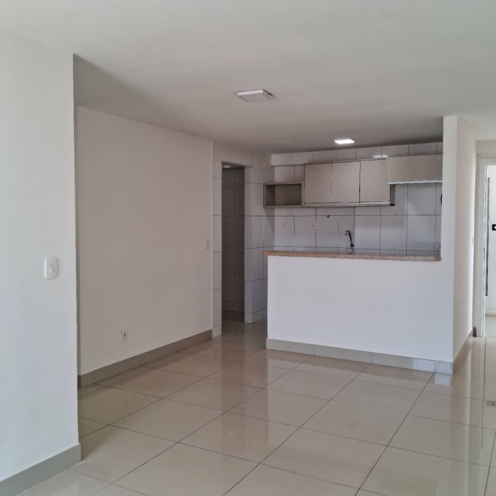 MR - APARTAMENTO RENASCENCA PARA LOCAÇÃO EDF. PERICUMÃ