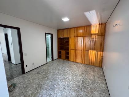MR - APARTAMENTO LOCAÇÃO EDF. PUNTA DEL ESTE