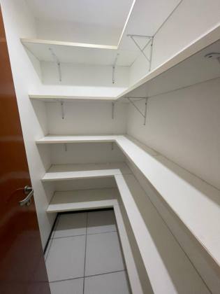 (MR) VENDA AP - ED.PONTA D`AREIA