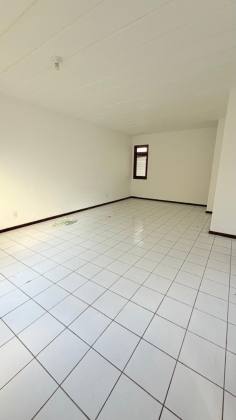 (MR) VENDA CASA SOLTA - COHAJAP