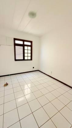 (MR) VENDA CASA SOLTA - COHAJAP