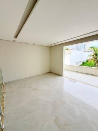 (MR) VENDA CASA DAMHA - ARAÇAGY