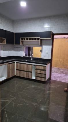 (MR) VENDA CASA - COND. AMARAL DE MATOS